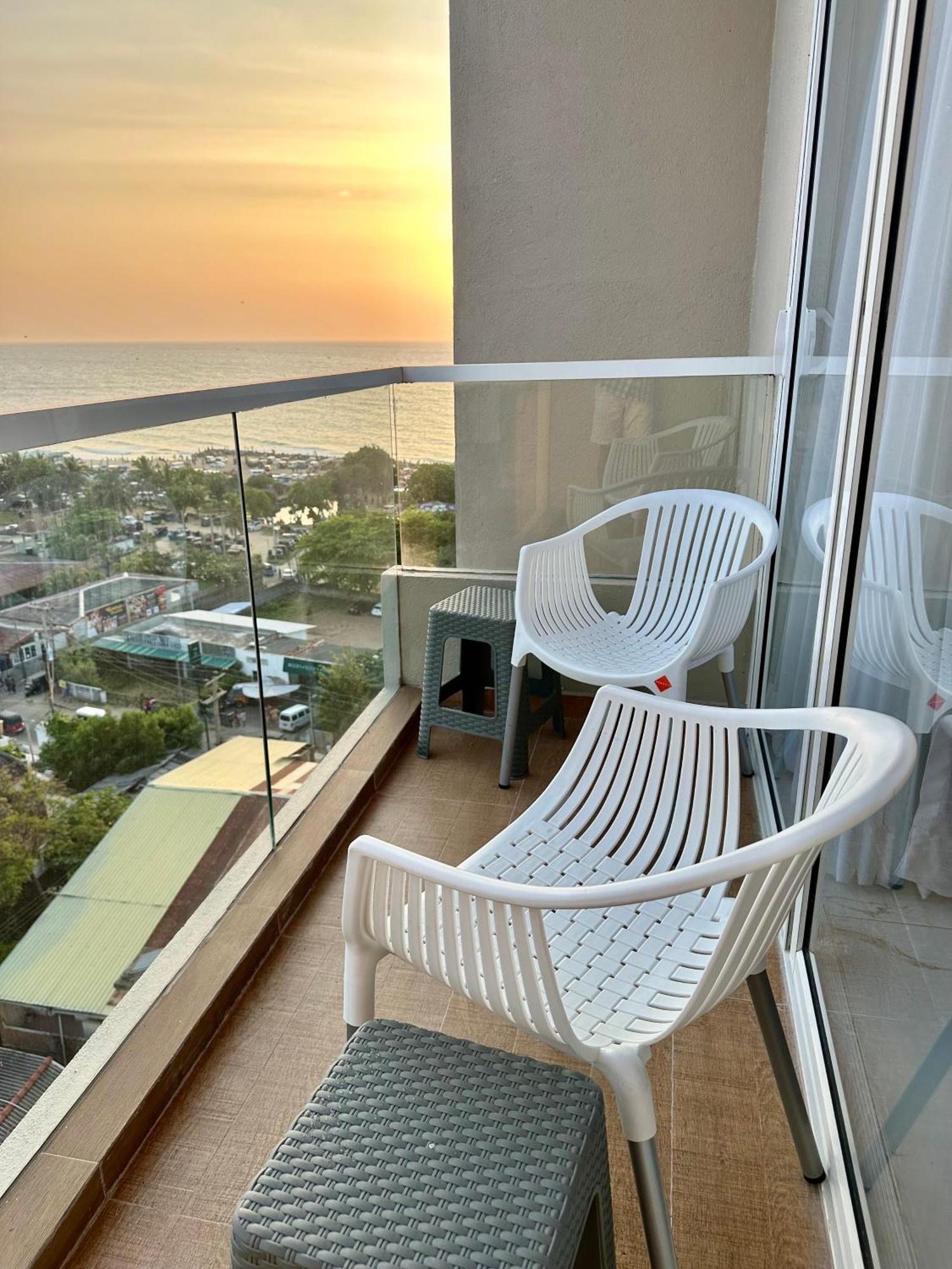 Ocean Breeze Hotel Residencies Britlanka Apartments ネゴンボ エクステリア 写真