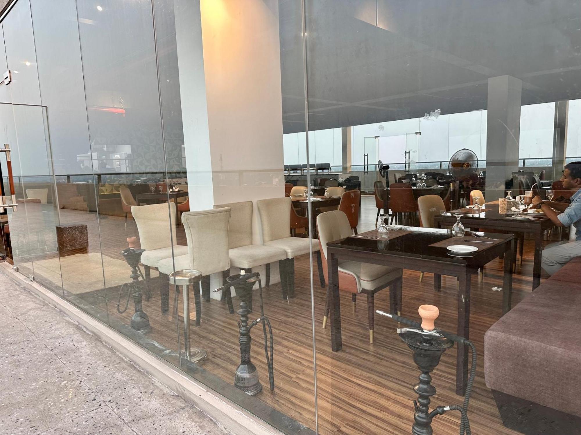 Ocean Breeze Hotel Residencies Britlanka Apartments ネゴンボ エクステリア 写真